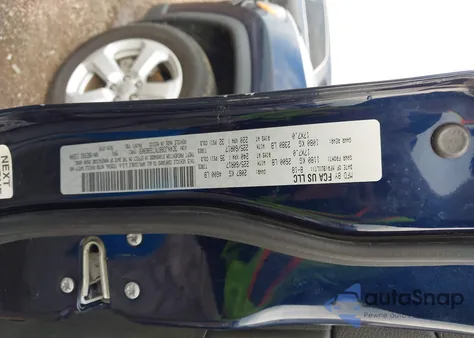 2019 Jeep Compass Latitude 4X4 z USA, uszkodzony, nr VIN 3C4NJDBB7KT596903